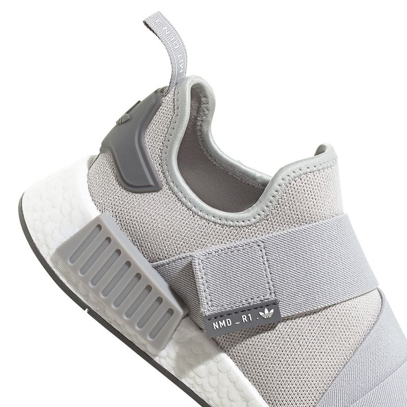 Army green on sale adidas nmd r1