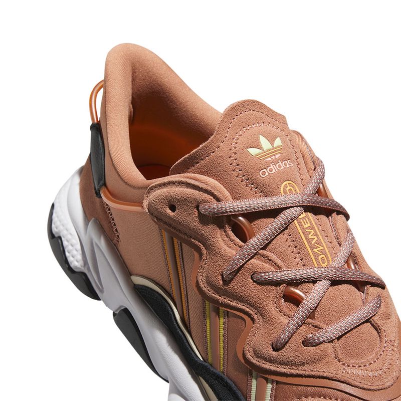 Adidas ozweego marron best sale