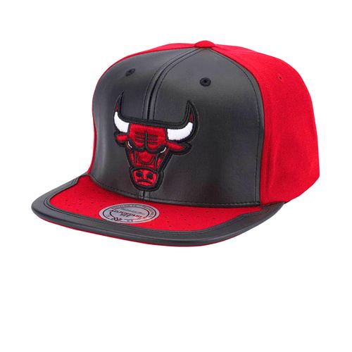 GORRA MITCHELL & NESS CHICAGO BULLS DAY ONE HOMBRE