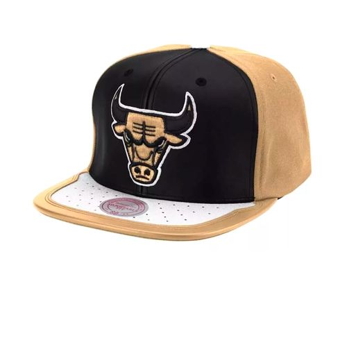 GORRA MITCHELL & NESS CHICAGO BULLS DAY ONE HOMBRE