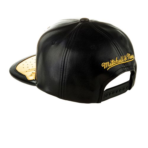 GORRA MITCHELL & NESS CHICAGO BULLS DAY ONE HOMBRE