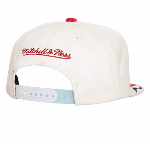 GORRA MITCHELL & NESS CHICAGO BULLS DAY 6 HOMBRE