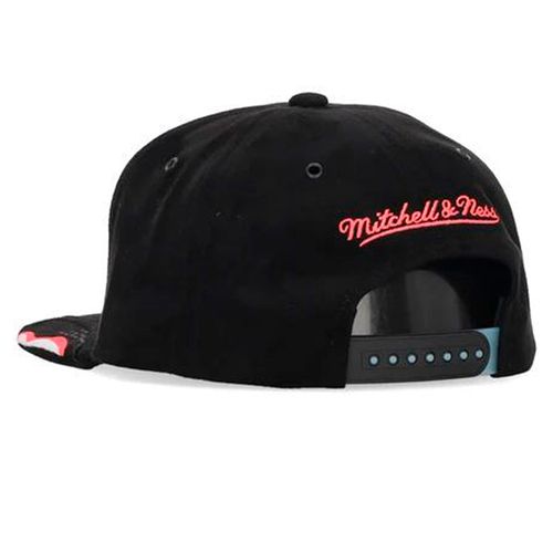 GORRA MITCHELL & NESS CHICAGO BULLS DAY 6 HOMBRE