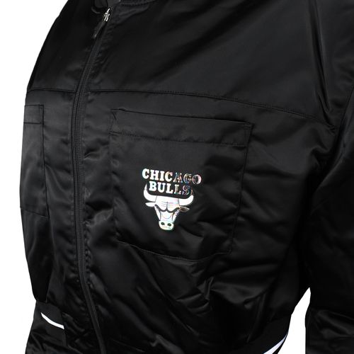 Campera NBA LOGO PRINT REGULAR FIT JACKET CHICAGO BULLS MUJER