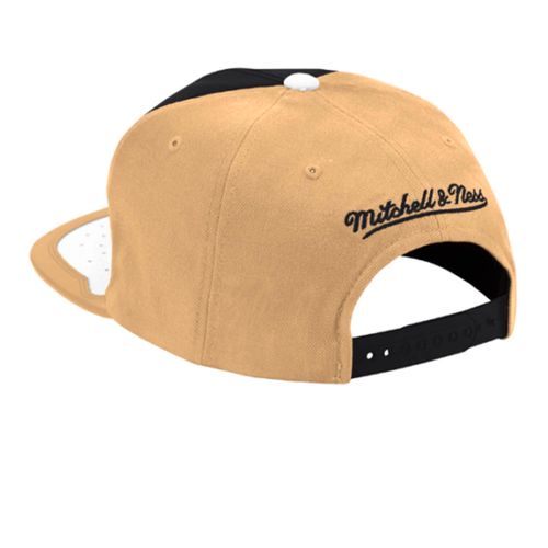GORRA MITCHELL & NESS CHICAGO BULLS DAY ONE HOMBRE