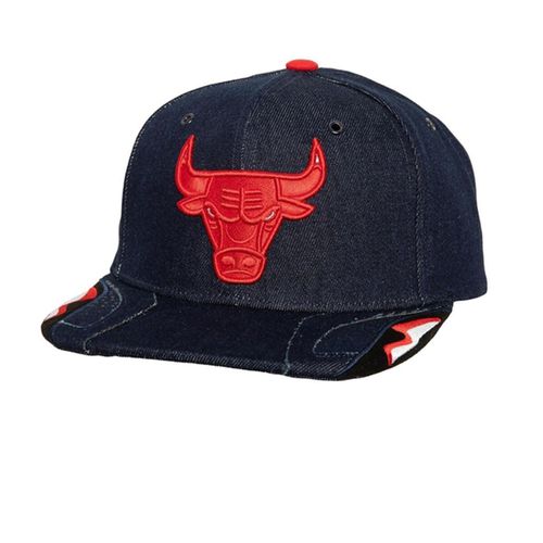 GORRA MITCHELL & NESS CHICAGO BULLS DAY 6 HOMBRE