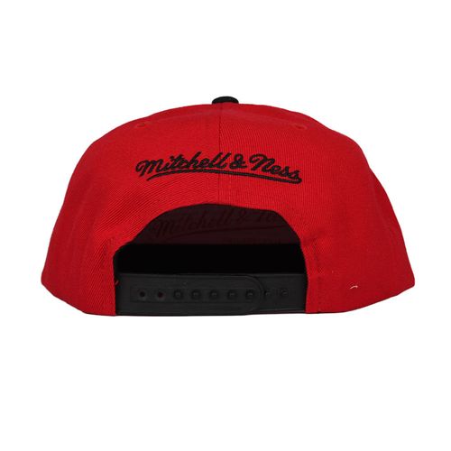 GORRA MITCHELL & NESS CHICAGO BULLS DAY ONE HOMBRE
