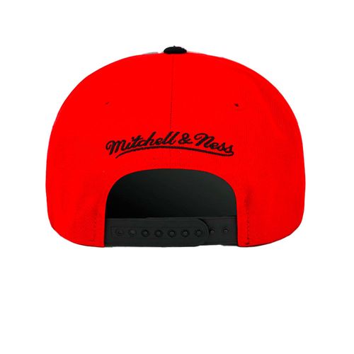 GORRA MITCHELL & NESS CHICAGO BULLS DAY ONE HOMBRE