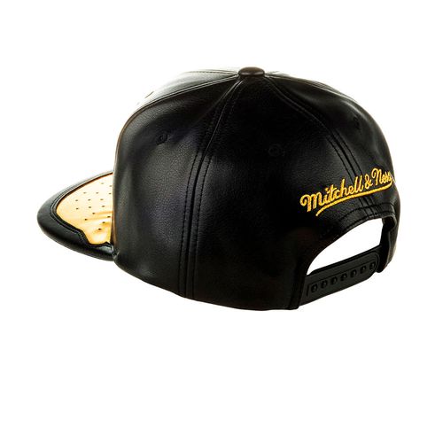 GORRA MITCHELL & NESS CHICAGO BULLS DAY ONE HOMBRE
