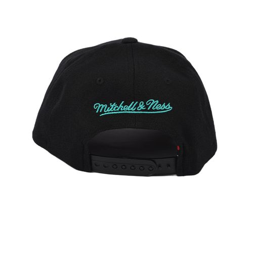 GORRA MITCHELL & NESS TEAM INFILL SAN ANTONIO SPURS HOMBRE