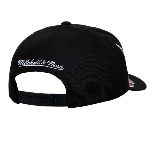 GORRA MITCHELL & NESS OVER UNDER PRO  NEW YORK KNICKS HOMBRE