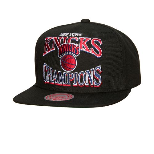 GORRA MITCHELL & NESS CHAMPIONS ERA NEW YORK KNICKS HOMBRE