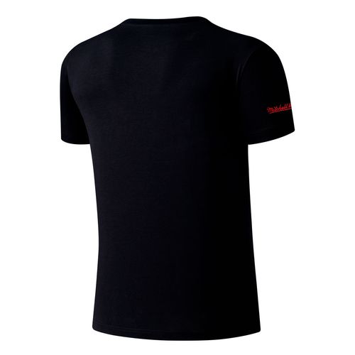 REMERA MITCHELL & NESS CHAMPS CREW CHICAGO BULLS HOMBRE