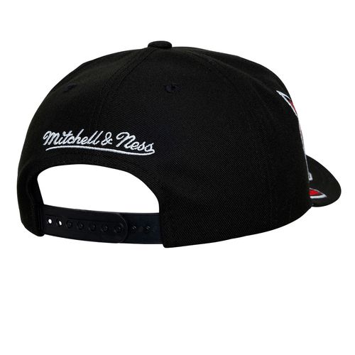 GORRA MITCHELL & NESS OVER UNDER PRO CHICAGO BULLS HOMBRE